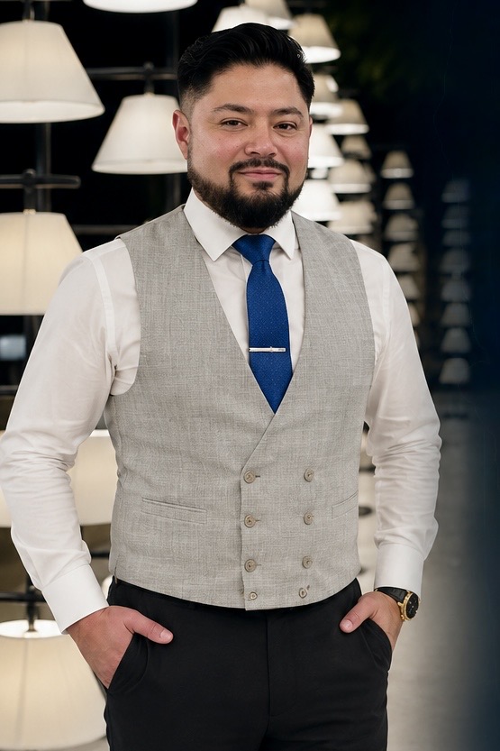 Abraham Luyando - Marketing